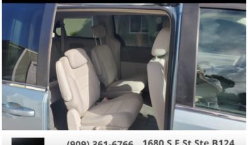 2008ChryslerTown & CountryTouring Minivan 4D full