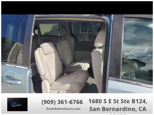 2008ChryslerTown & CountryTouring Minivan 4D full